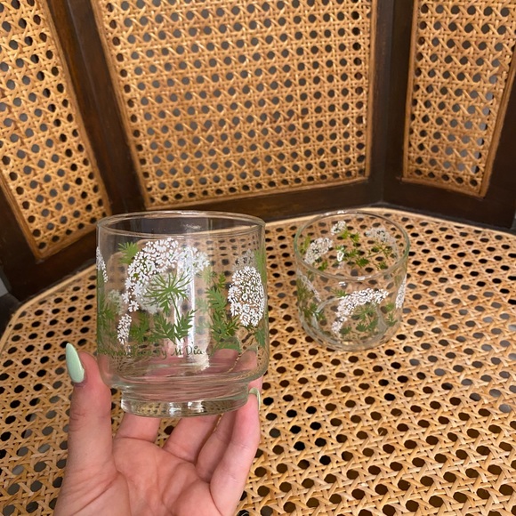 Vintage Queen Anne's Lace By M Dia Floral Juice glasses
